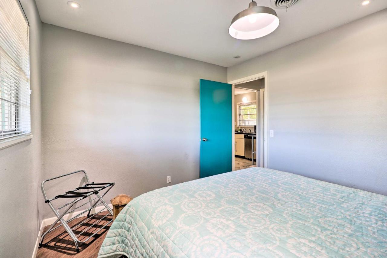 Renovated Austin Home With Yard About 9 Mi To Dtwn! Exteriör bild